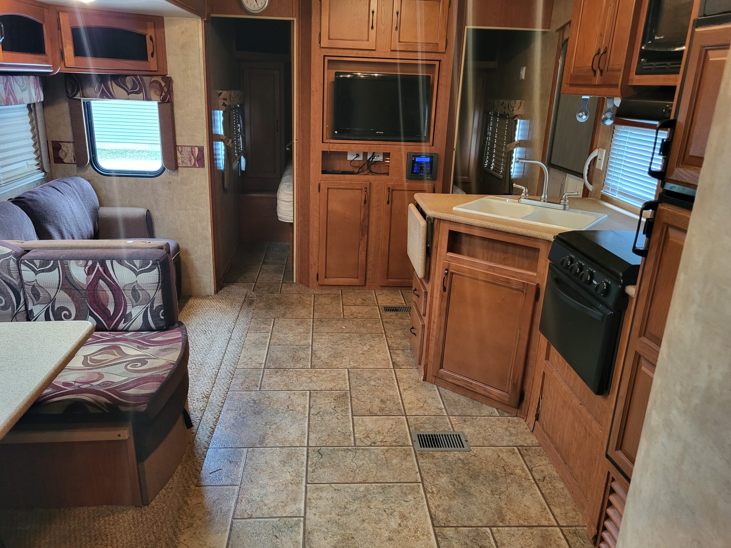 Cherokee main living area